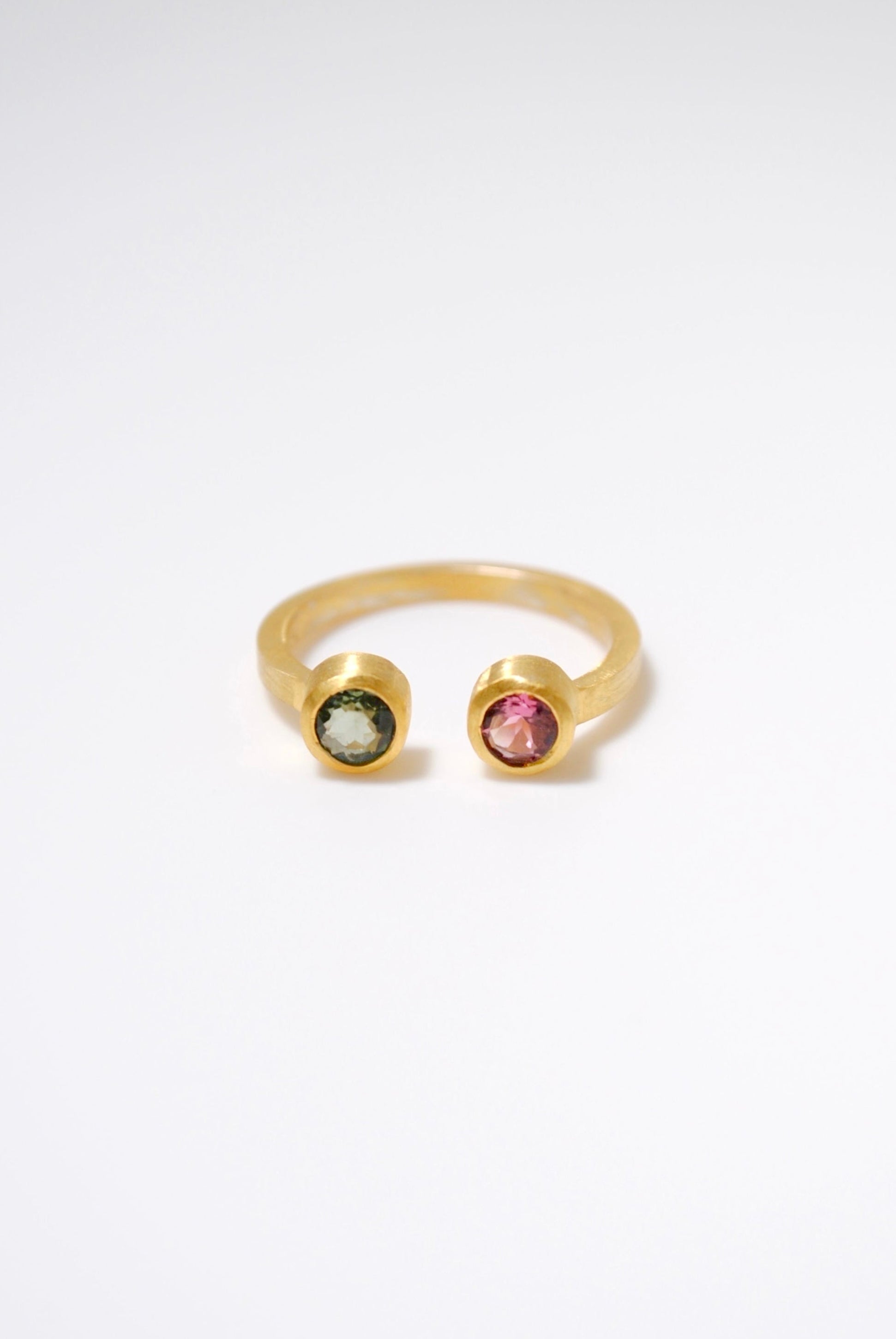 【一点もの】odul オジュール ピンクトルマリン リング フリーサイズ 一点もの】odul オジュール ピンクトルマリン リング フリーサイズ