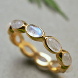 (レインボームーンストーン/ gold) oval horizon CAB eternity ring
