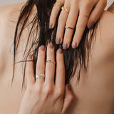 (ブラックオニキス&ホワイトトパーズ/GOLD)bi-color 3way square eternity ring