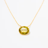 ゴールデングリーン(gold)：oval flower necklace