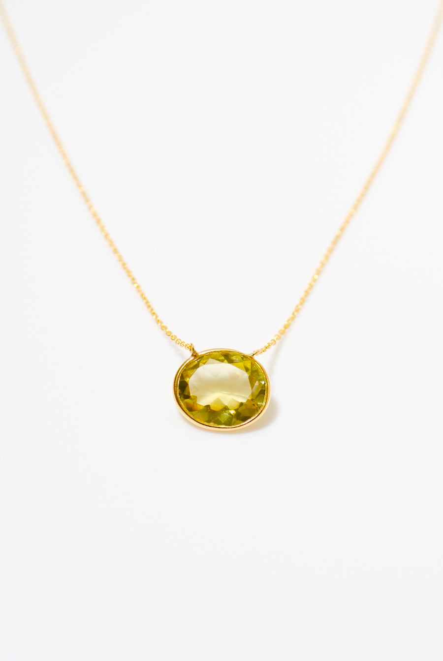 ゴールデングリーン(gold)：oval flower necklace
