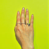 (モアサナイト/gold）handwritten double finger ring