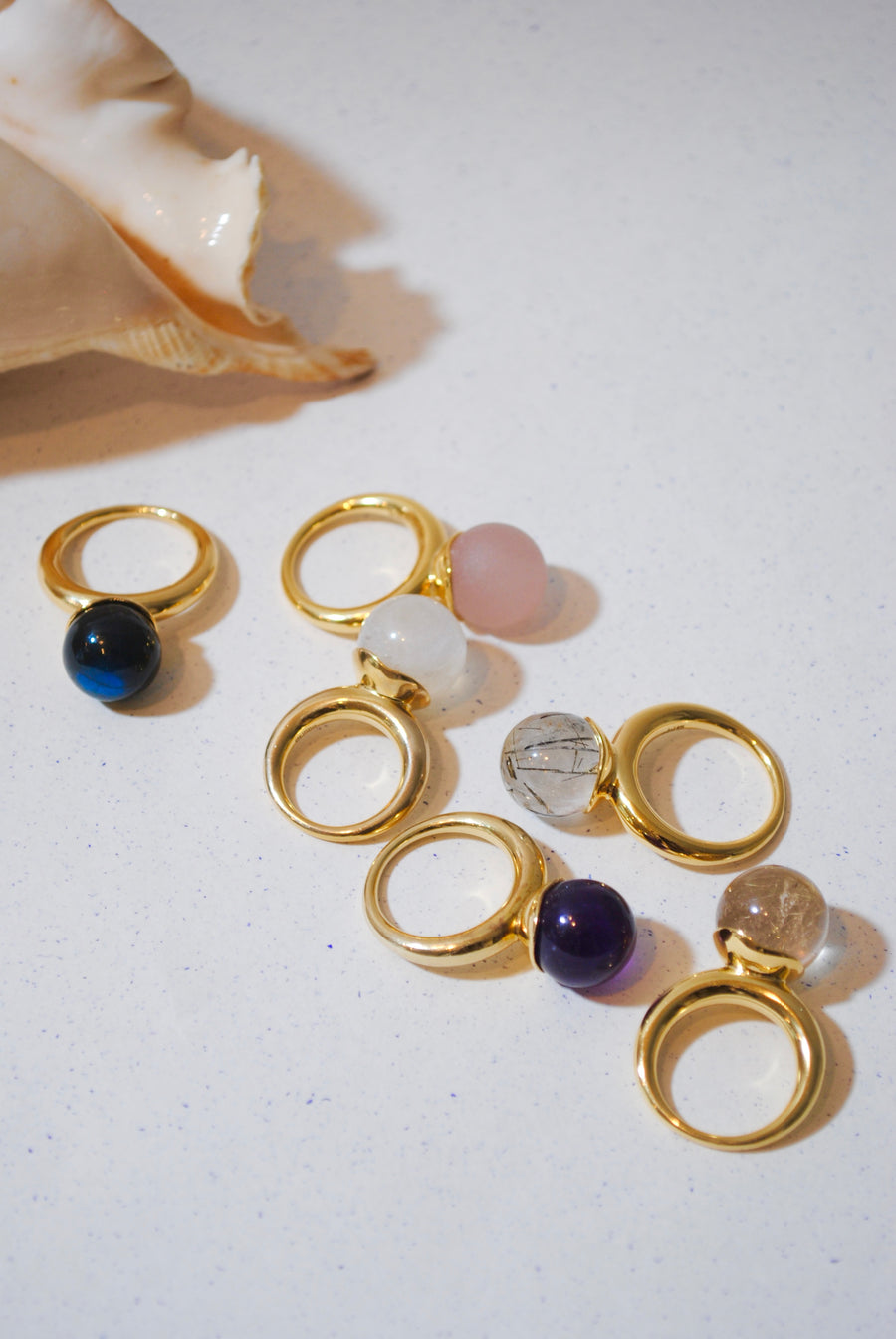(ブラックルチル/gold) acorn ball ring