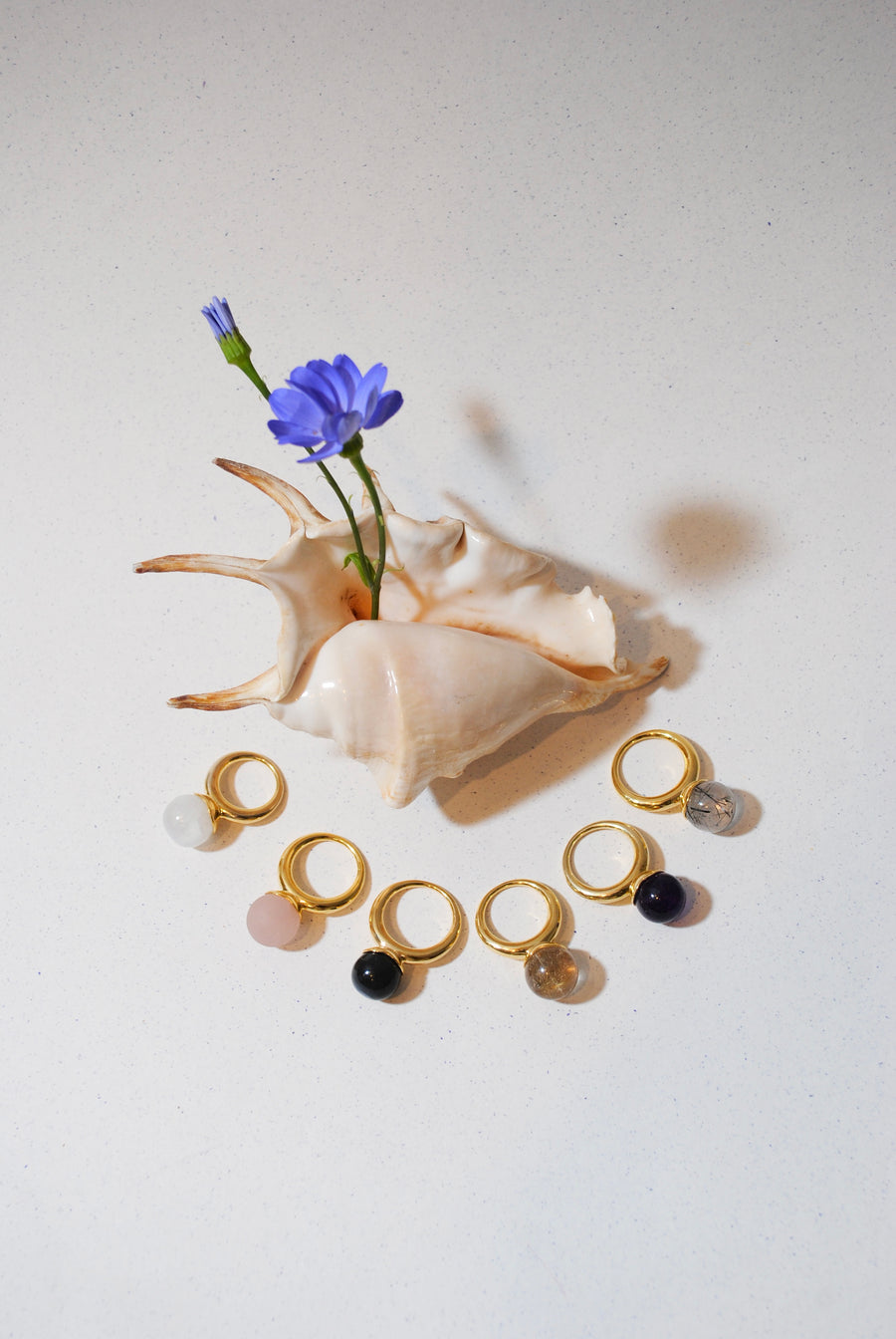 (ブラックルチル/gold) acorn ball ring