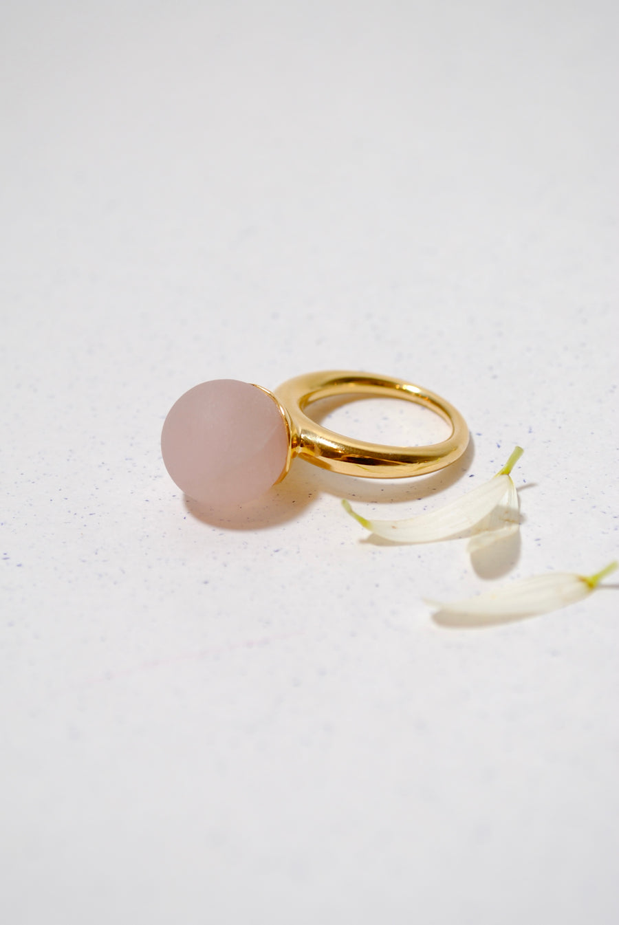 (マットローズクオーツ/gold) acorn ball ring