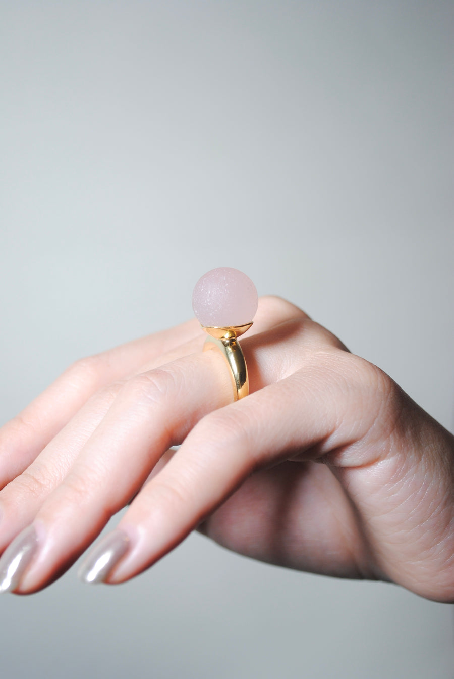 (マットローズクオーツ/gold) acorn ball ring