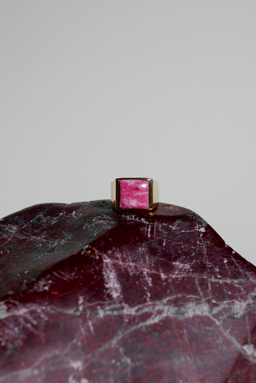 (Thulite/gold) unisex block ring