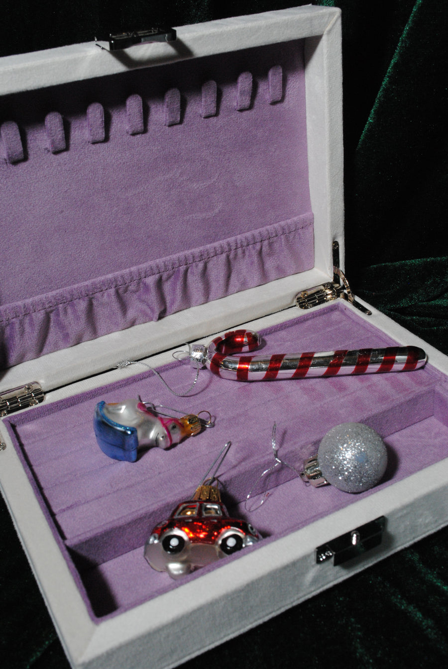 [ノベルティ]ジュエリーボックス(ラベンダー×ホワイト) HOLIDAY2025