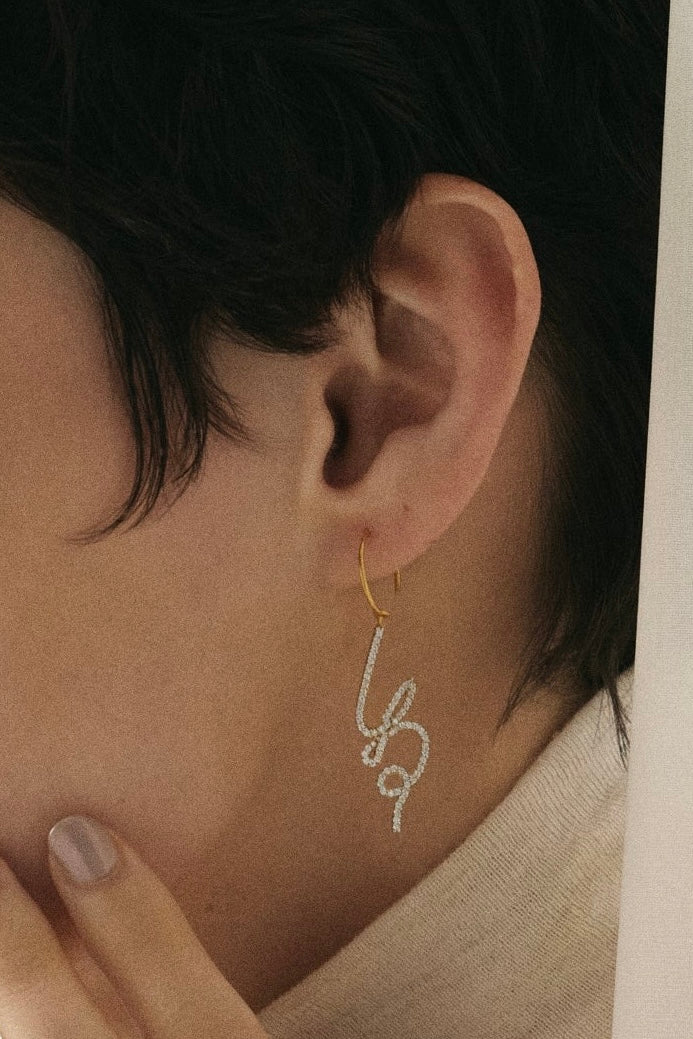 (モアサナイト/gold) drawing earring