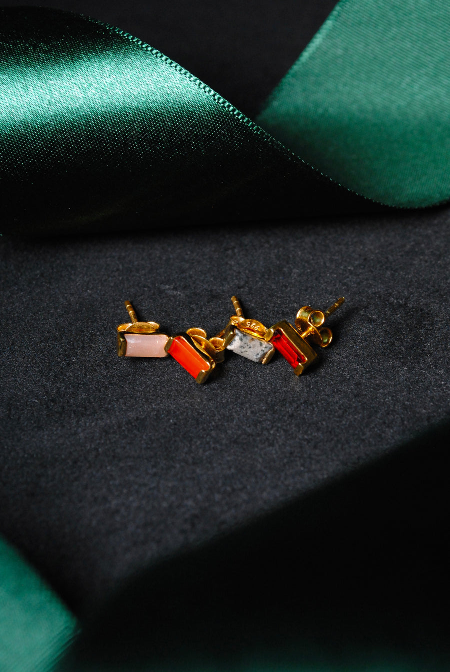 (ガーネット/gold) mini rect boad earring