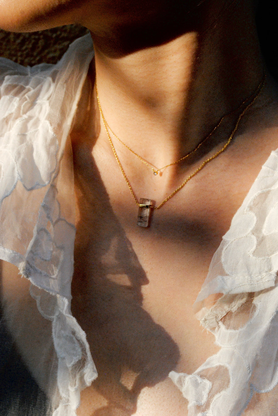(ブラックルチルインクオーツ/gold) rect bandage necklace