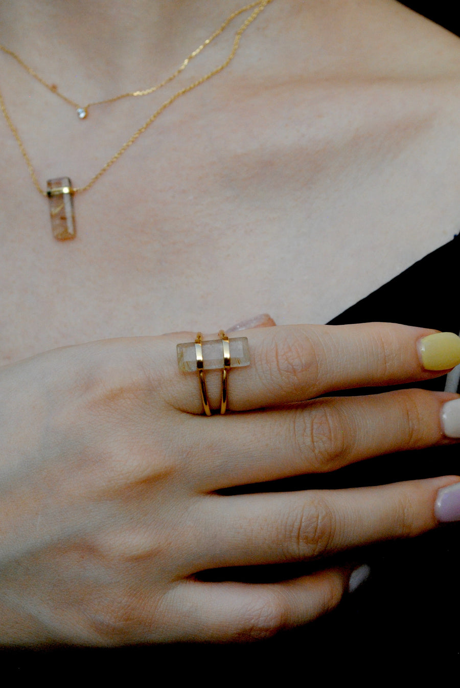 (Golden rutilated quartz/gold) rect bandage necklace