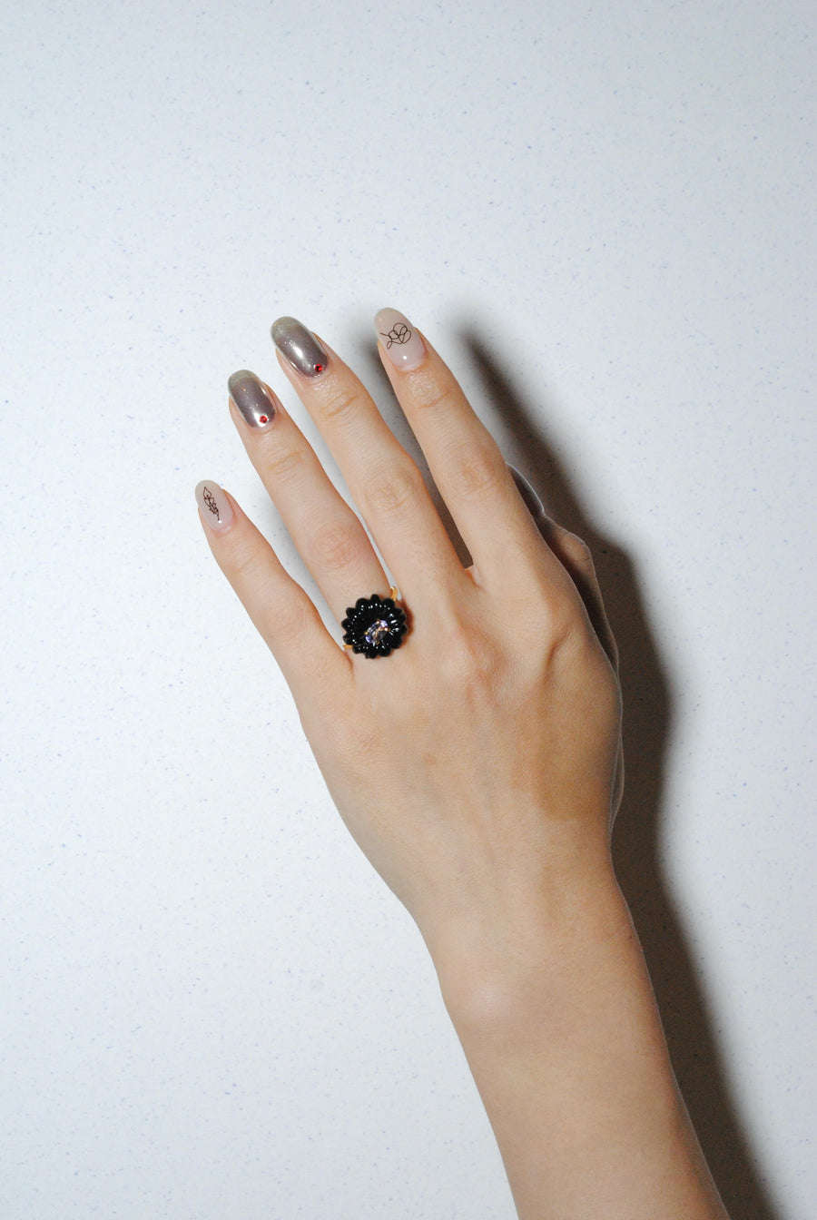 (Black onyx &amp; pink amethyst) flower carving ring