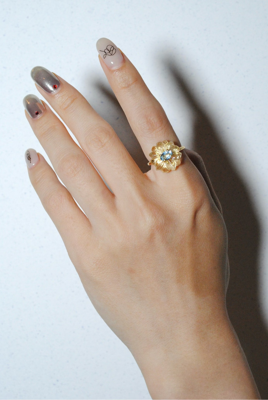 (Lemon quartz &amp; blue topaz) flower carving ring