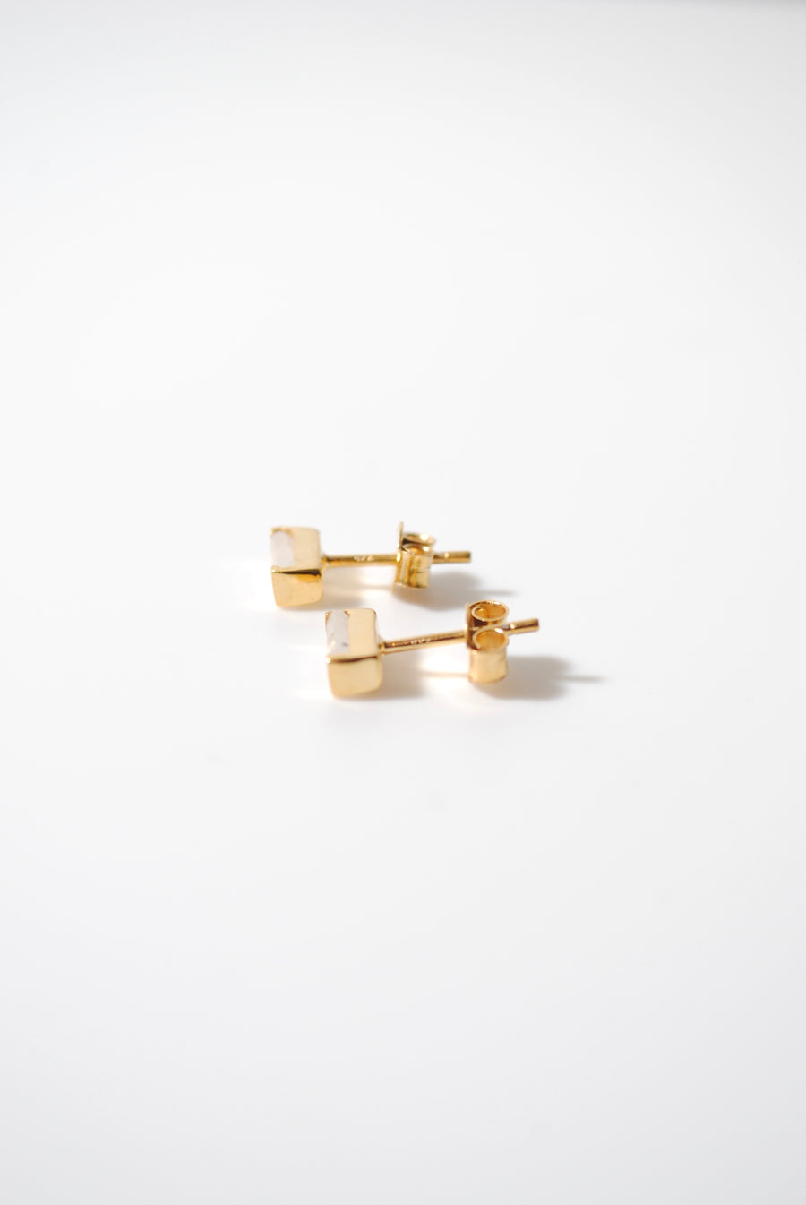 (レインボームーンストーン/gold) mini rect boad earring
