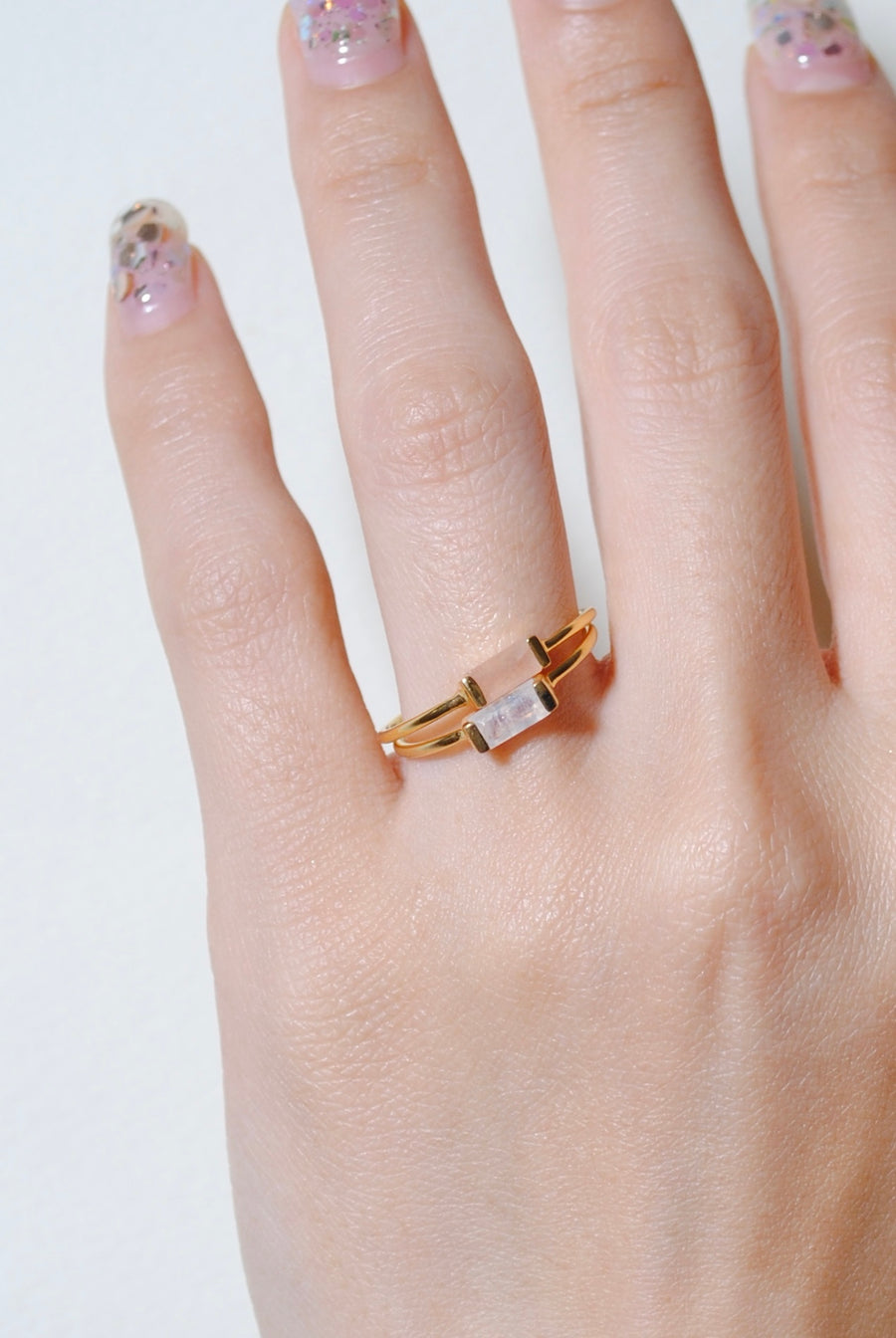 (レインボームーンストーン/gold) mini rect boad ring