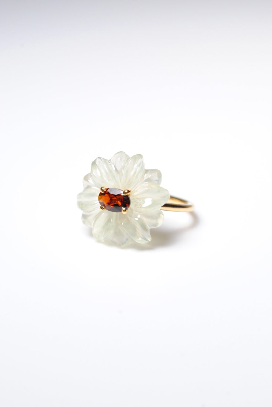 (Prehnite &amp; Petrotourmaline) flower carving ring