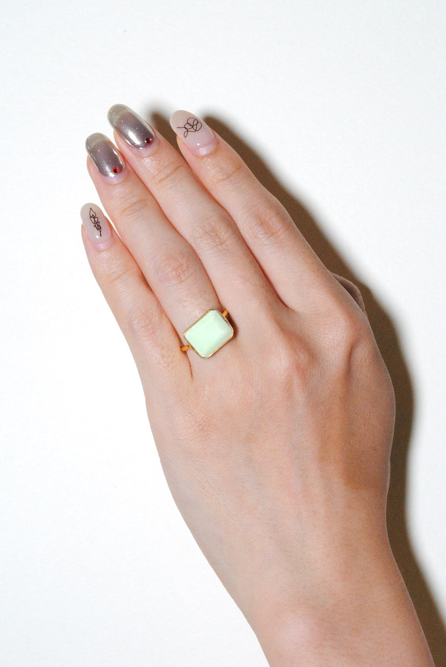 (Lemon Chrysoprase/Gold) Octagon Tile Ring