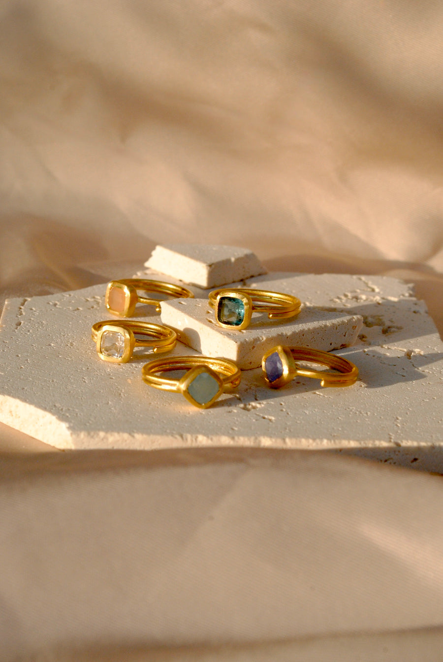 (Tanzanite/gold) Alma ring