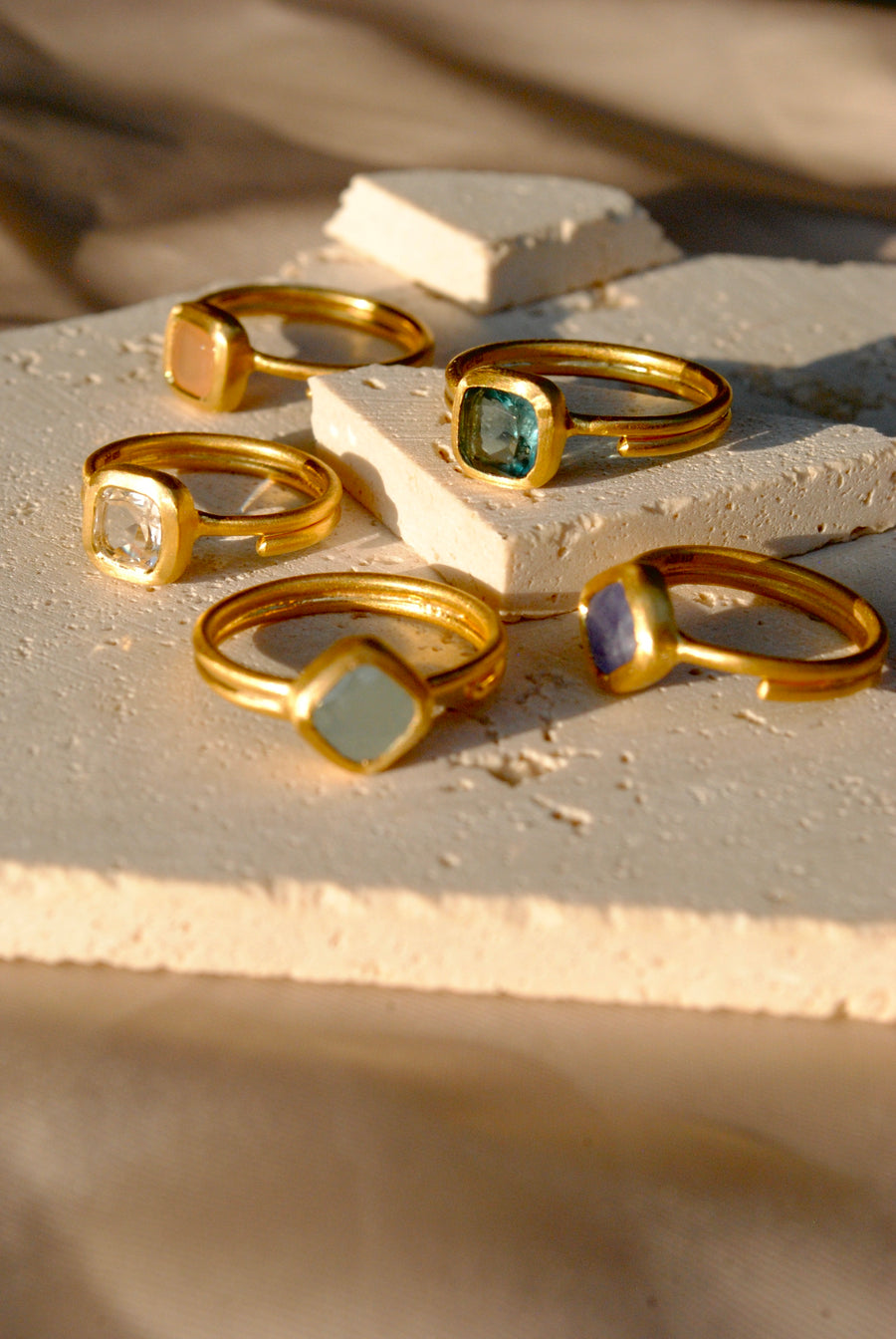 (Tanzanite/gold) Alma ring