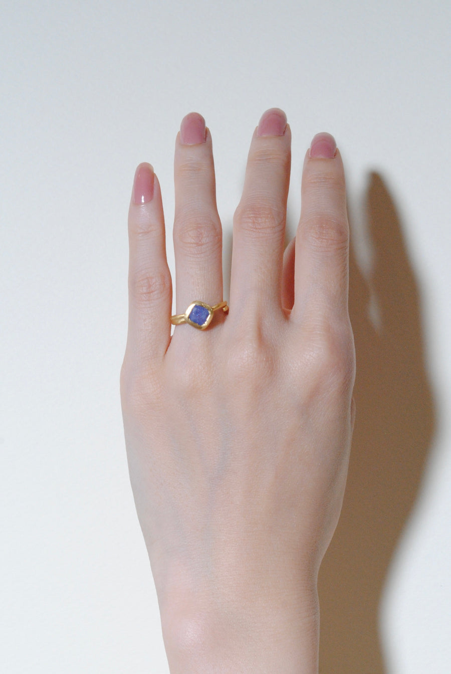 (Tanzanite/gold) Alma ring