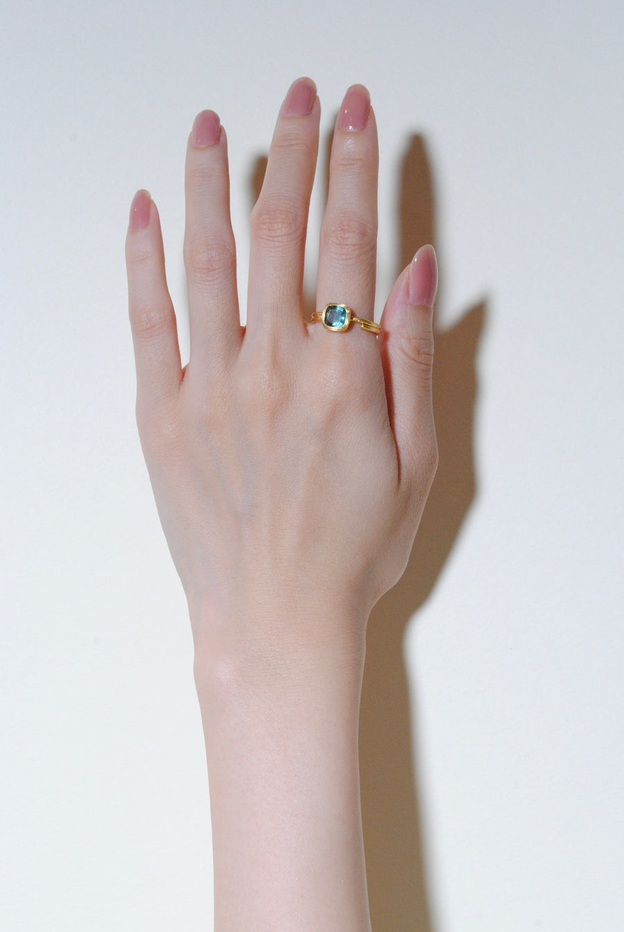 (Green Fluorite/Gold) Alma Ring