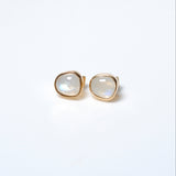 (レインボームーンストーン/gold) deformed petit earring