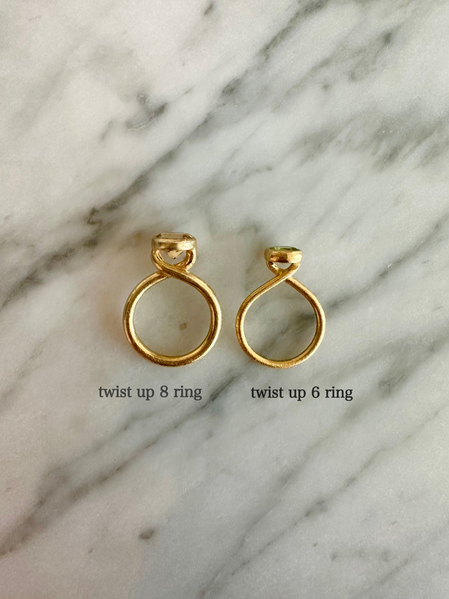 (Ruby/Silver) Twist Up 6 Ring
