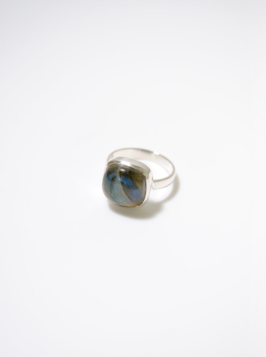 (Labradorite/silver) square cabochon ring