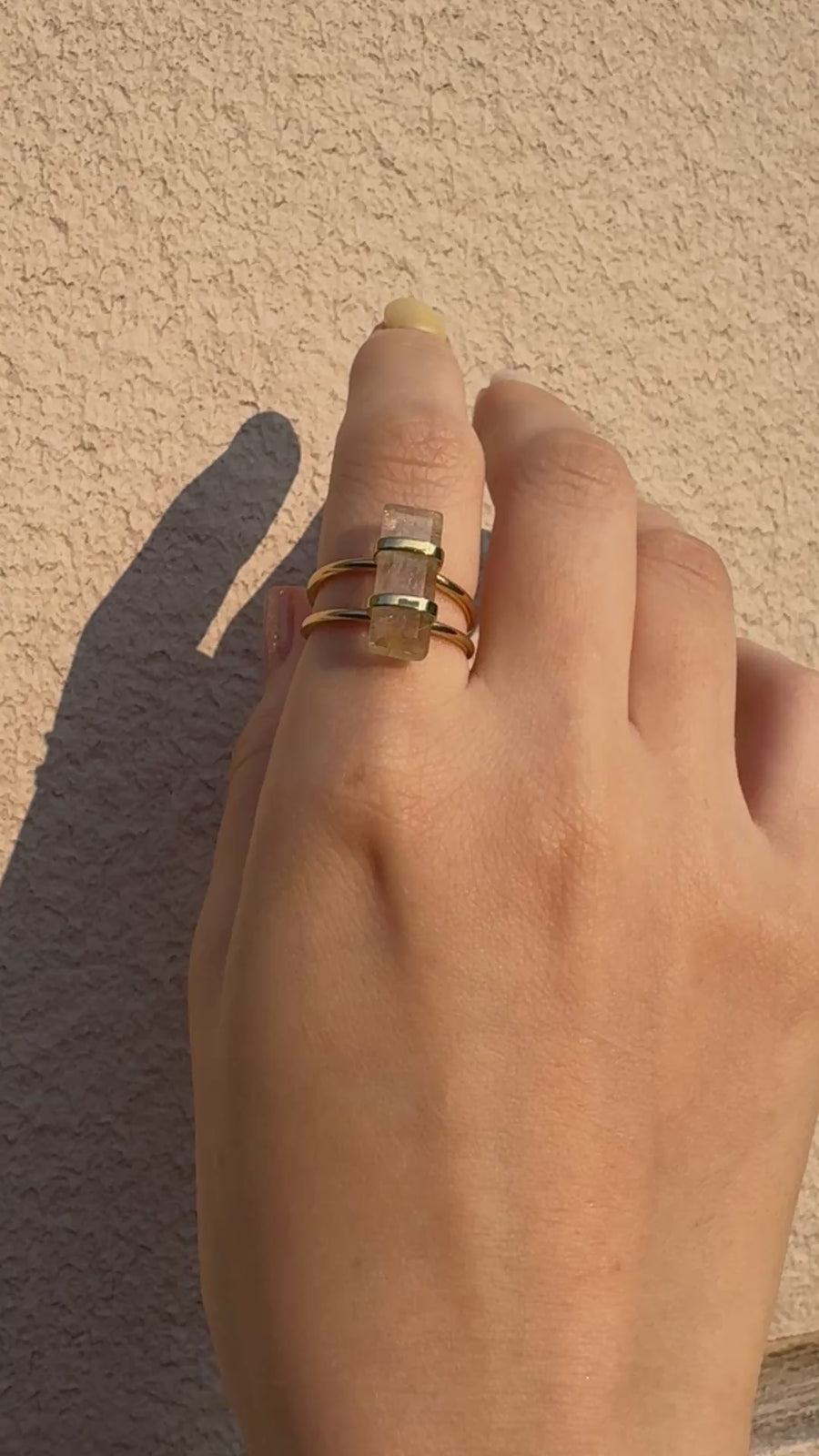 (Golden rutilated quartz) rect bandage ring