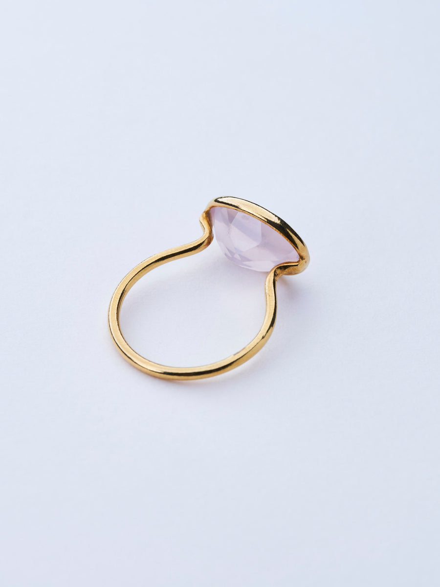 ローズクオーツ(gold)：oval flower ring – ödül